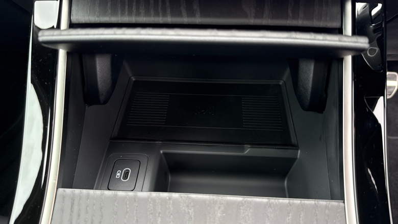 Land Rover Range Rover Evoque 1.5 P270e Autobiography 5dr Auto [Revised] Hatchback